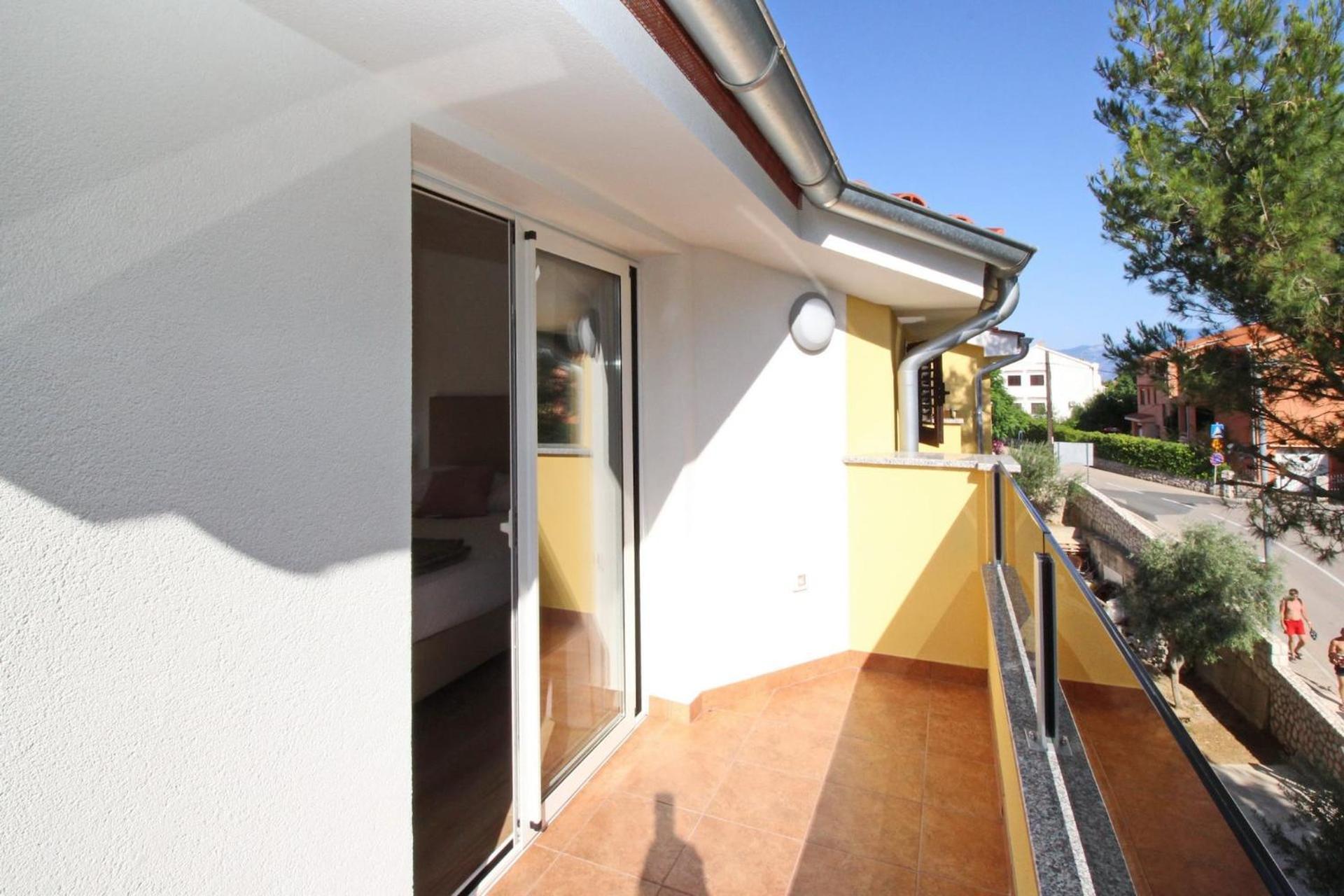 Sunshine Residence Baska 2 Exterior foto